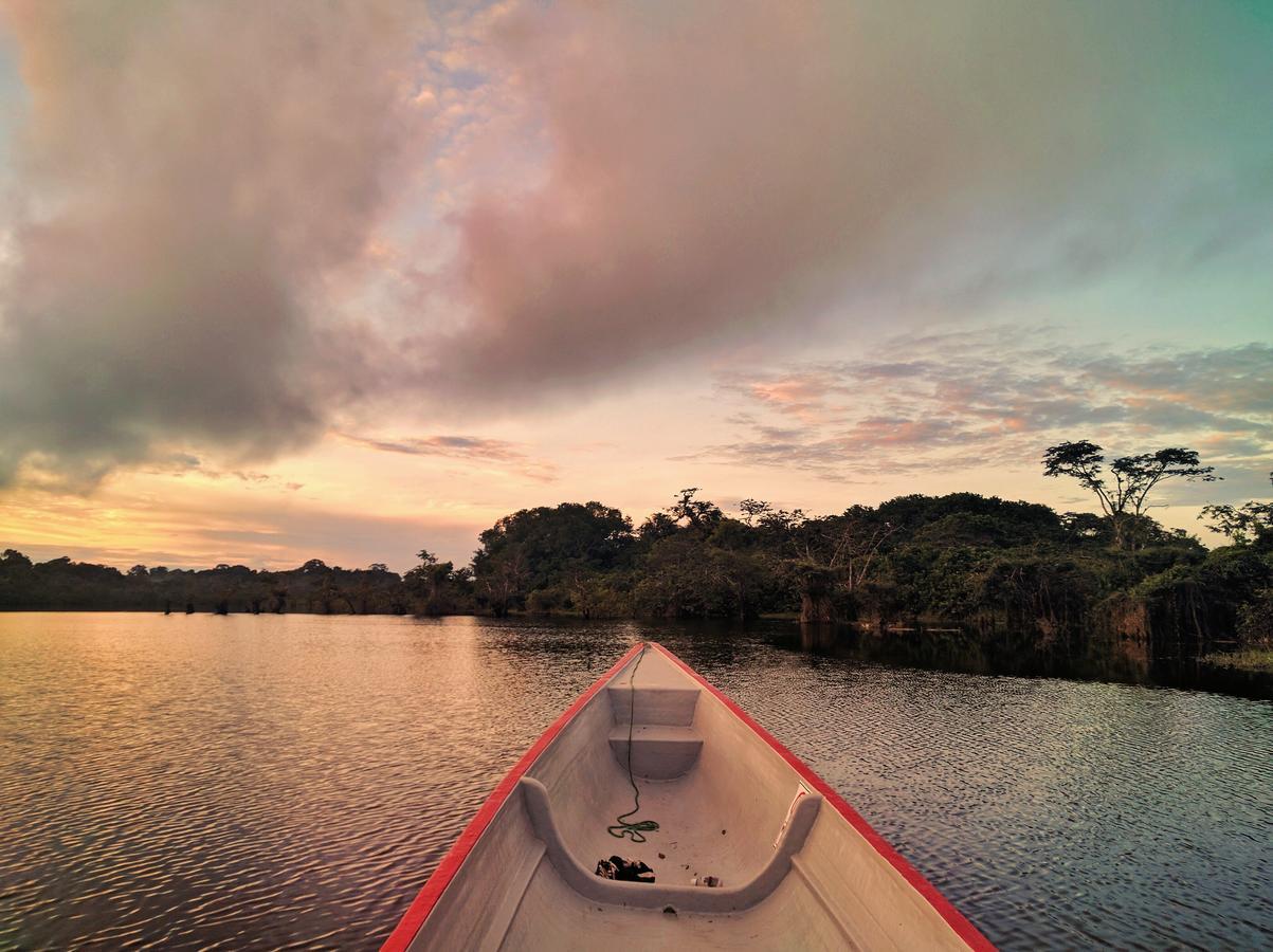 Green Forest Ecolodge Puerto Montufar Exterior foto